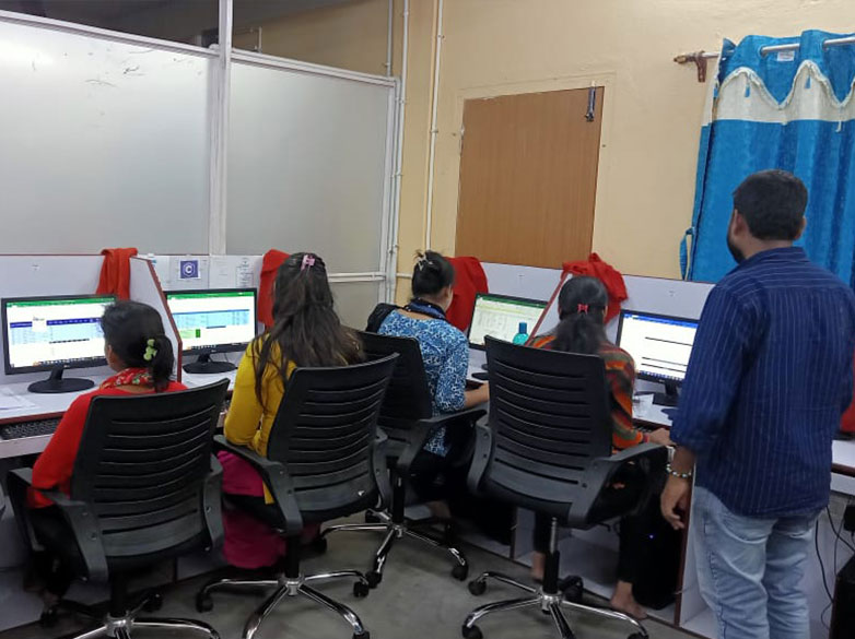 NIELIT-Students-teaching