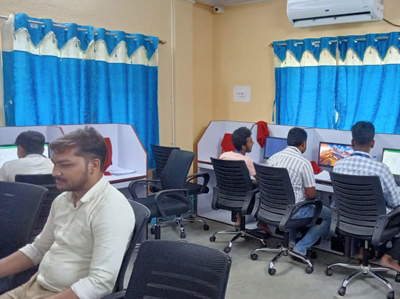 NIELIT-Students-teaching
