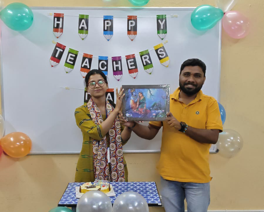NIELIT-Students-teaching